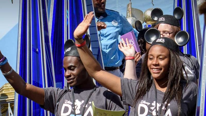 Become a Disney Dreamer!! Now accepting applications! October 31 is fast approachinG