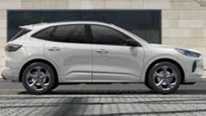 End-of-Year Deal on the 2023 Ford Escape PHEV