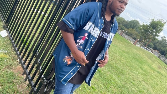 Smooth Richton Park IL Artist FRANK VIBES releases New Project Can I Be Frank!