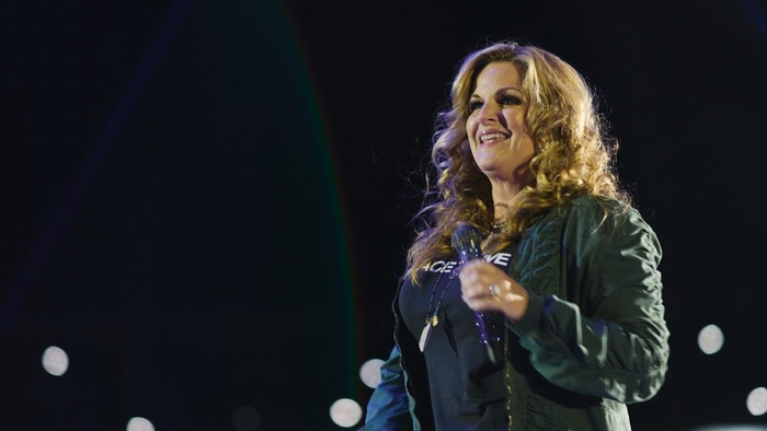 A CHRISTMAS LASAGNA: TRISHA YEARWOOD�S FAVORITE HOLIDAY TRADITIONS