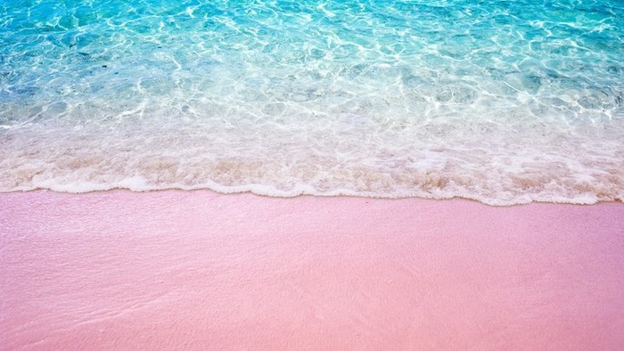 Must see Pink Beach that�s BERMUDA=New Year New Placez