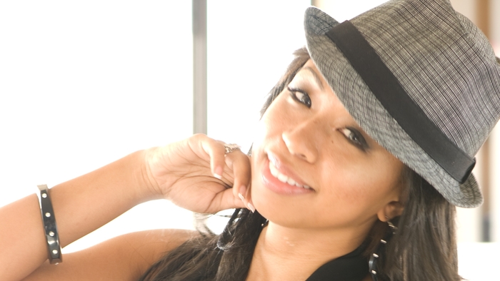 Professional Dancer & R&B Singer RACHEL RENEE Releases Sexy New Single "Remember"