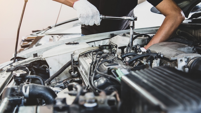 How to Spot Signs Your Car Needs a Mechanic