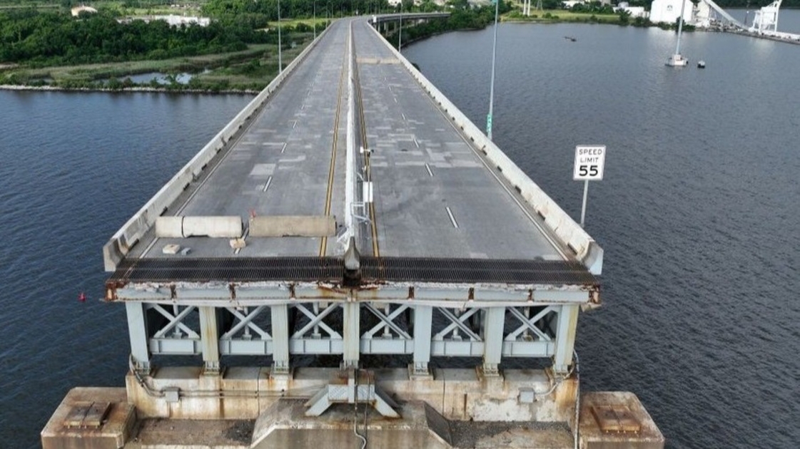 Key Bridge turmoil: contractor out, timeline and costs unclear