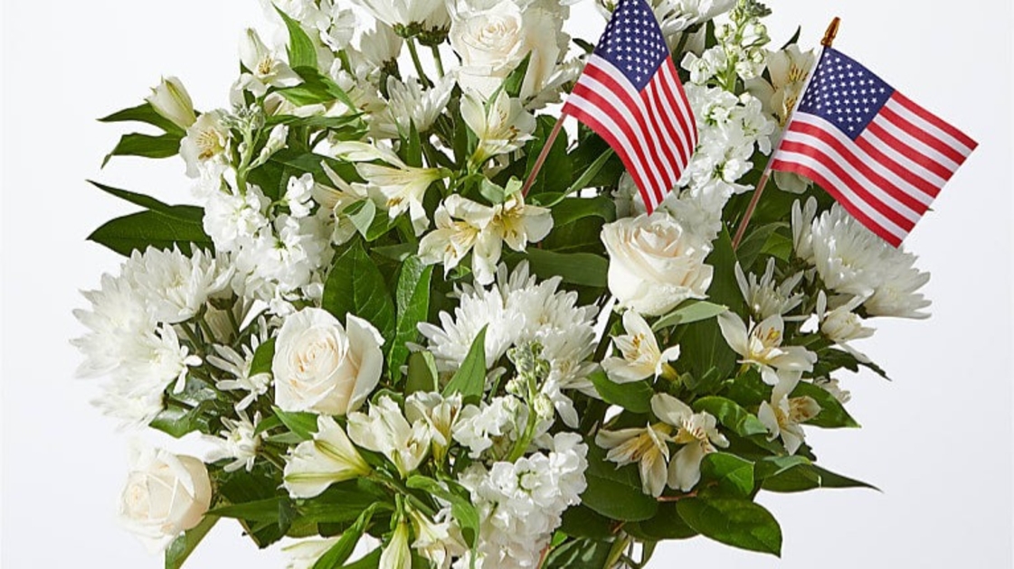 Spontaneous Gifts for those least expectant: Eternal Affection Arrangement with Flag