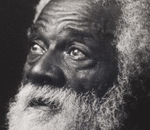 That man is famous,,,do u know him???