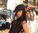 Models get PAID for a PHOTO SHOOT